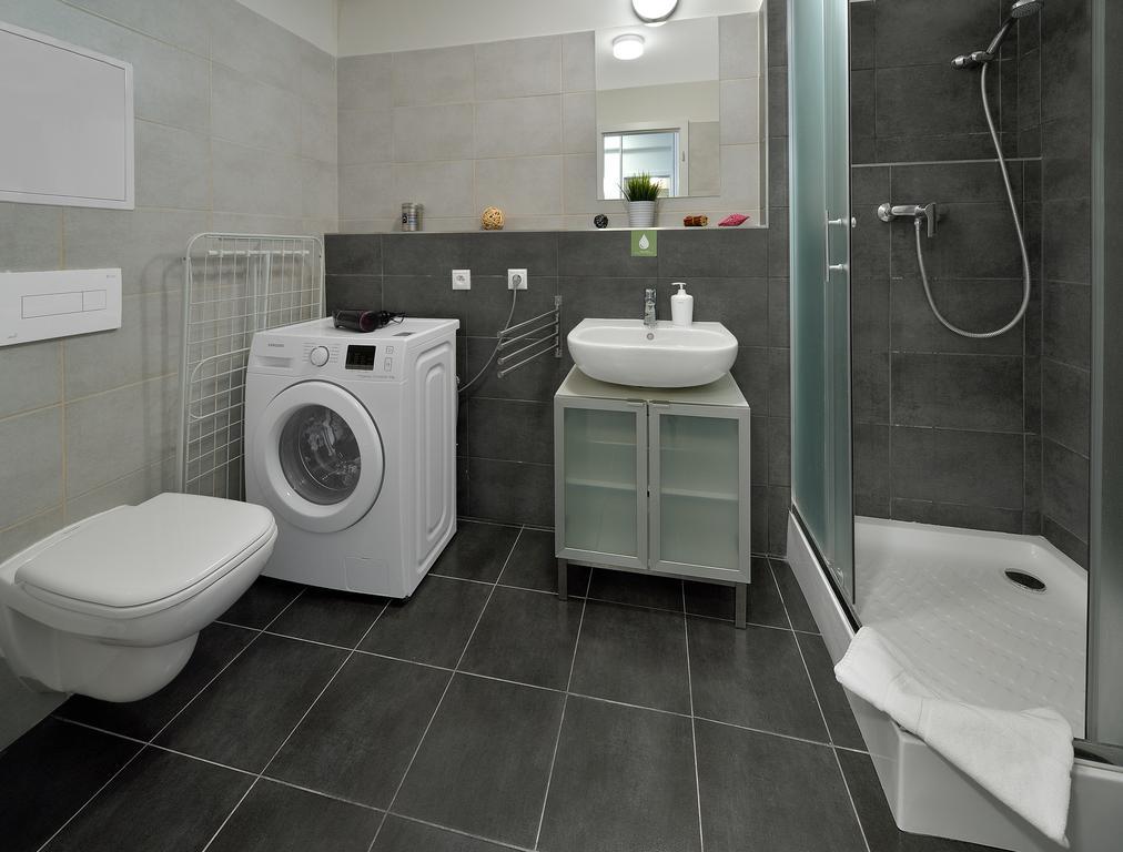 Charming & Cozy Ambiente Apartments براتسيلافا المظهر الخارجي الصورة