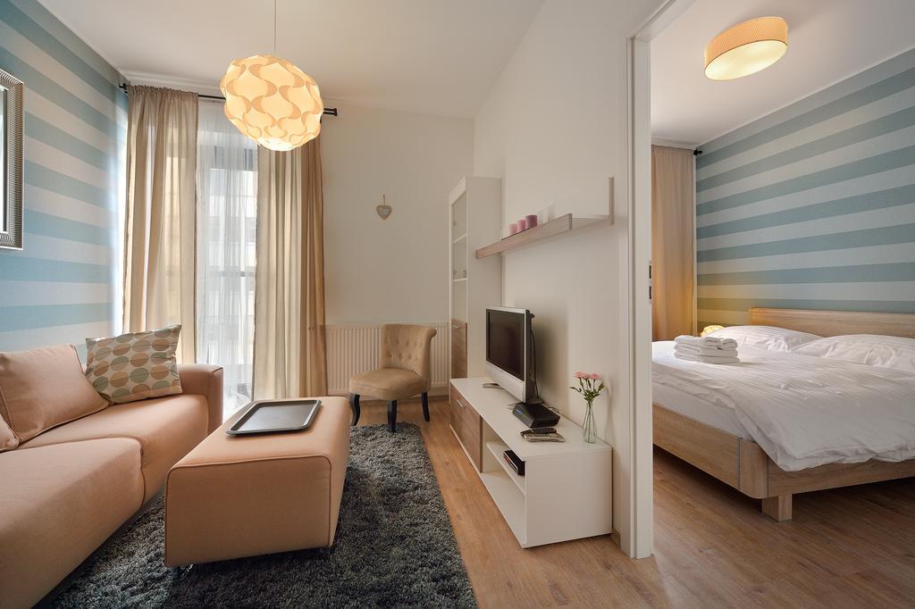 Charming & Cozy Ambiente Apartments براتسيلافا المظهر الخارجي الصورة