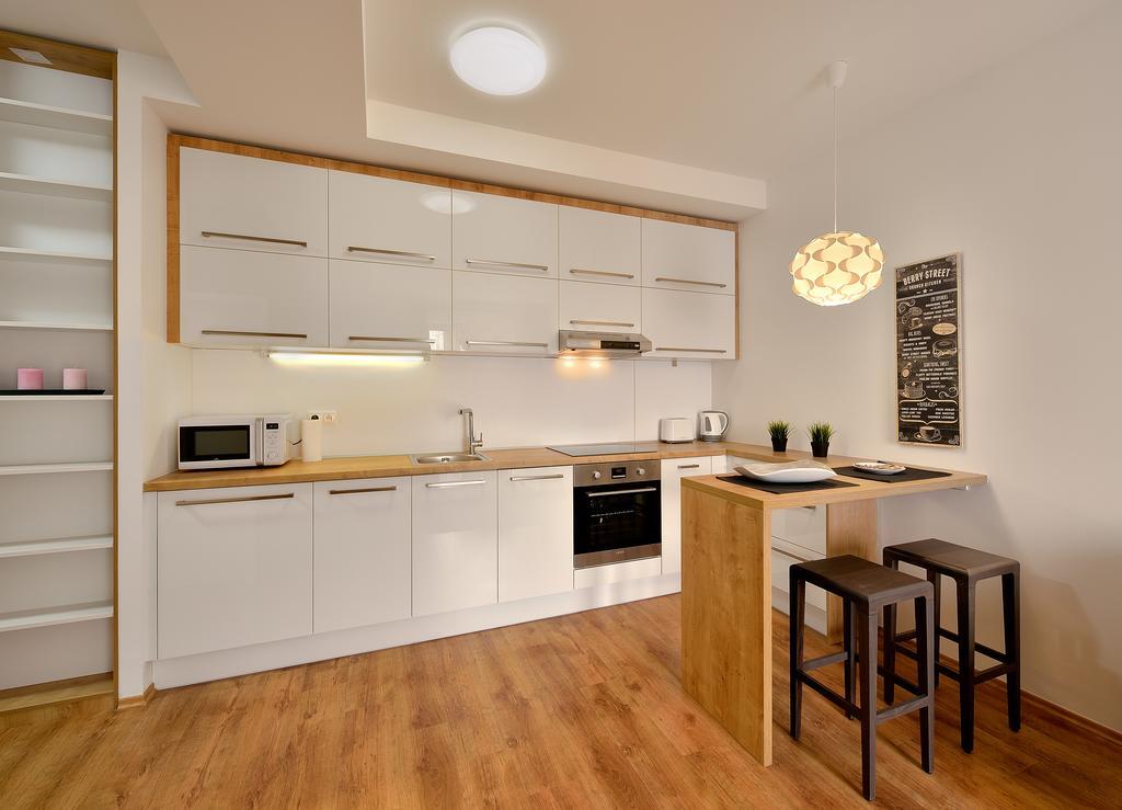 Charming & Cozy Ambiente Apartments براتسيلافا المظهر الخارجي الصورة