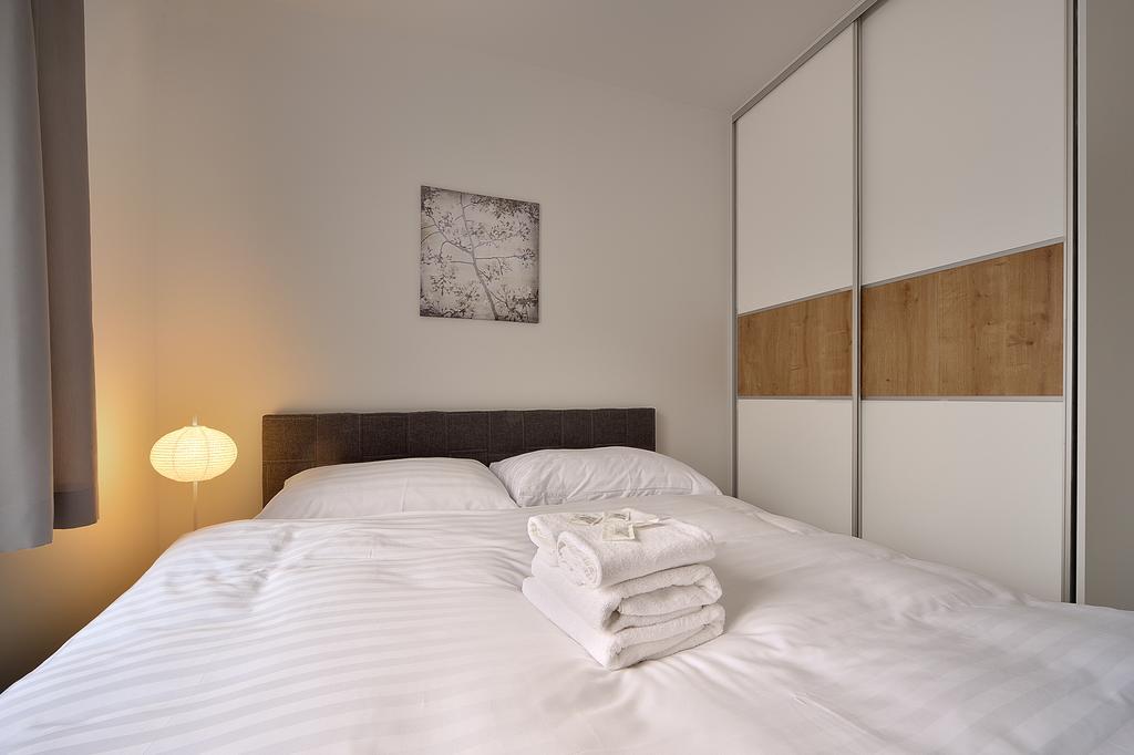 Charming & Cozy Ambiente Apartments براتسيلافا المظهر الخارجي الصورة
